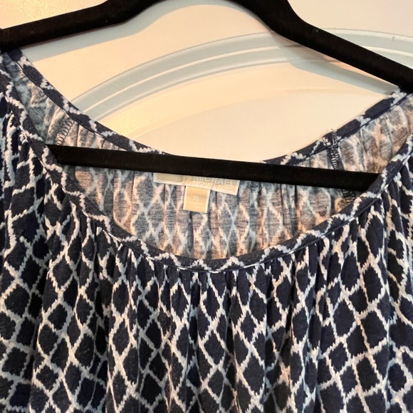 ~Michael Kors~ Top - XL - Picture 5 of 7
